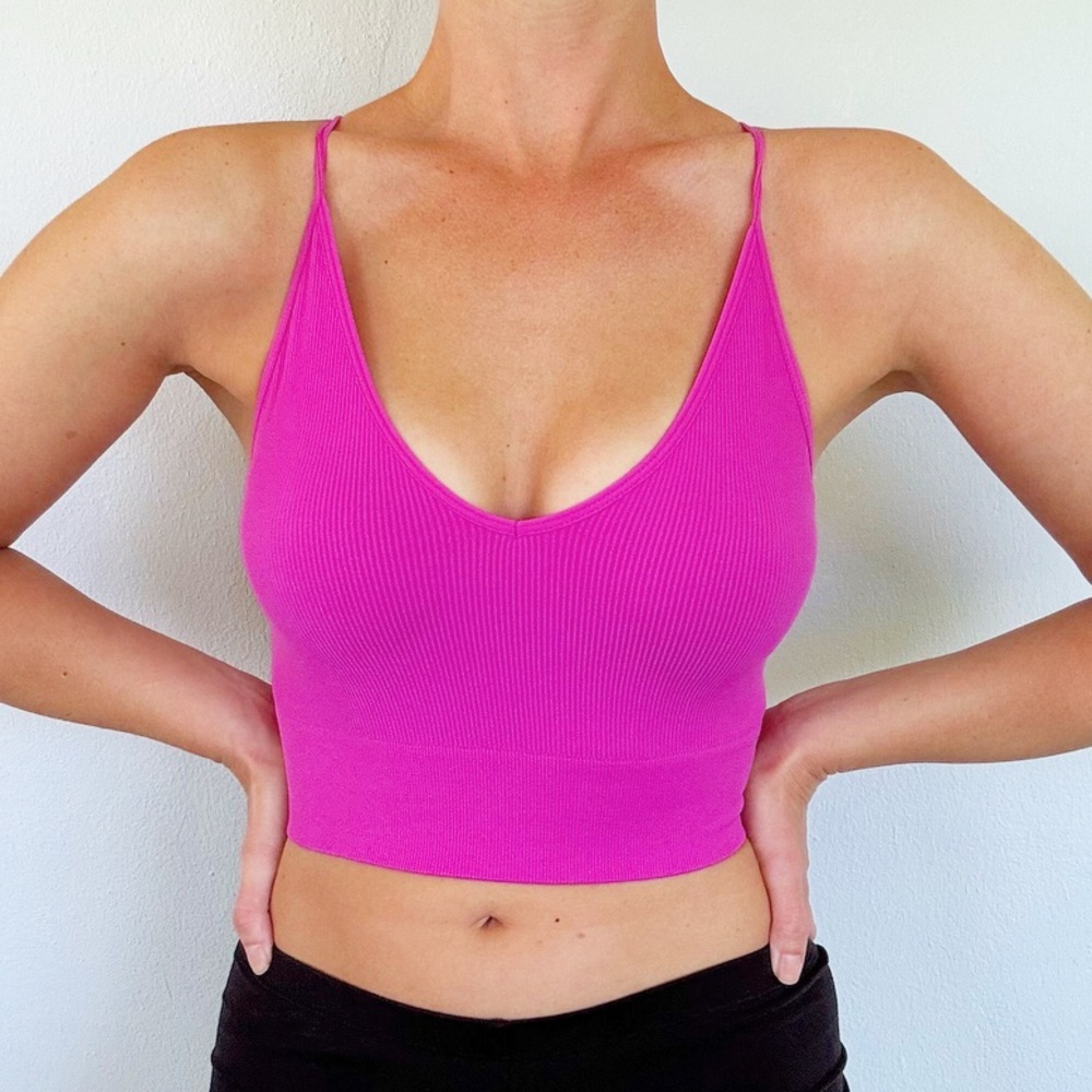 Bozzolo Barbie pink ribbed stretch adjustable spaghetti strap crop top small